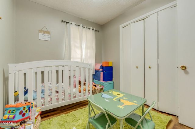 308 East Cottage Avenue, Elizabethton, TN 37643