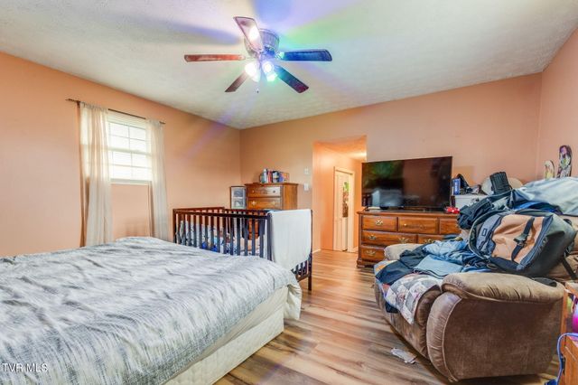 308 East Cottage Avenue, Elizabethton, TN 37643