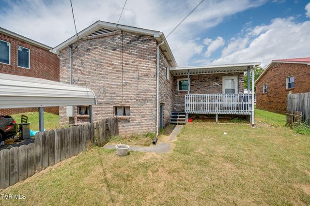 308 East Cottage Avenue, Elizabethton, TN 37643