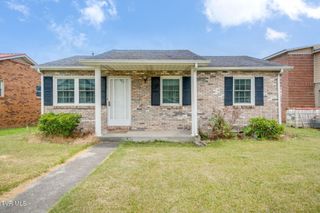 308 East Cottage Avenue, Elizabethton, TN 37643