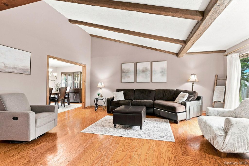 33 Dorchester Drive, Yonkers, NY 10710 — photo 5