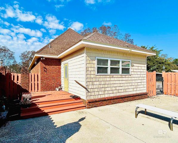 52 Joyner Lane, Brewton, AL 36426