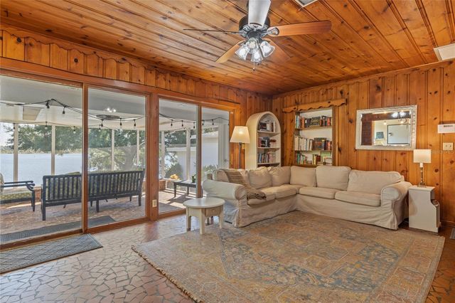 694 LAKE OTIS DRIVE SE, Winter Haven, FL 33880