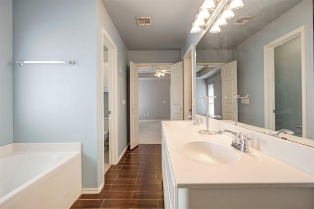 2833 NW 166th Street, Edmond, OK 73012
