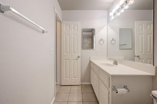 2833 NW 166th Street, Edmond, OK 73012