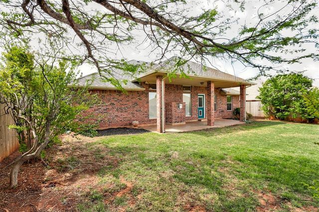 2833 NW 166th Street, Edmond, OK 73012