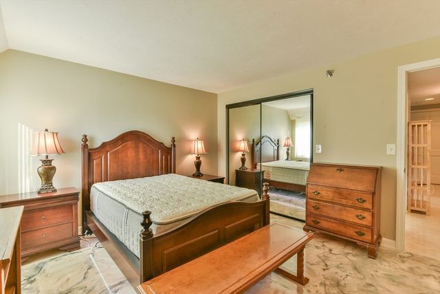 44 Elm St 306, Worcester, MA 01609