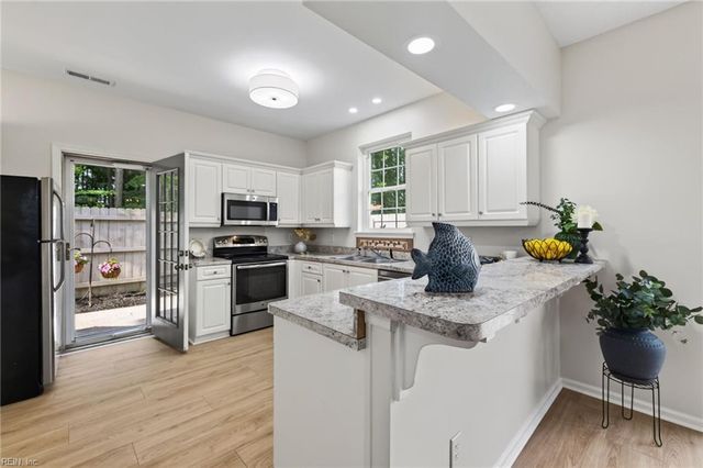 1715 Woodmill ST, Chesapeake, VA 23320
