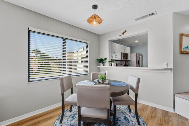 6940 SE Constitution Boulevard 206, Hobe Sound, FL 33455