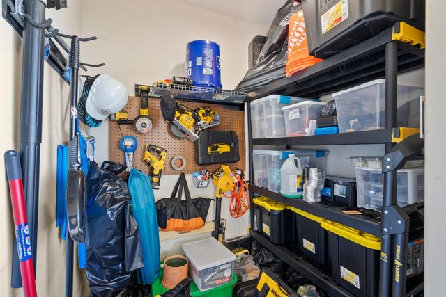 6940 SE Constitution Boulevard 206, Hobe Sound, FL 33455