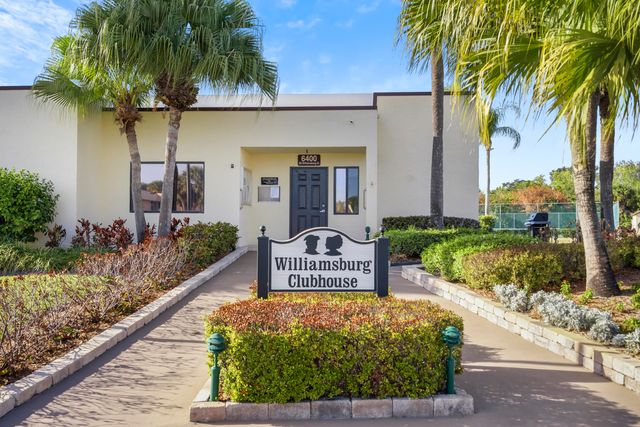 6940 SE Constitution Boulevard 206, Hobe Sound, FL 33455