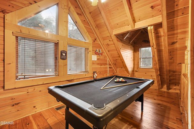 3205 Smoky Ridge Way, Sevierville, TN 37862