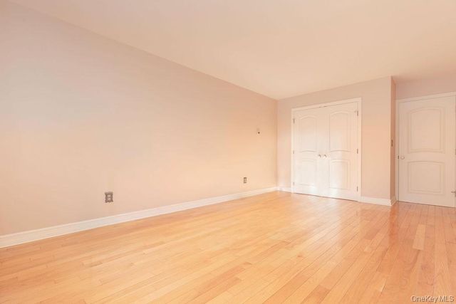 1374 Midland Avenue PH8, Bronxville, NY 10708