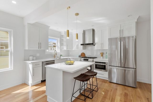 9 Harriet Ave 1, Belmont, MA 02478