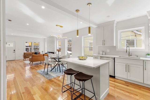 9 Harriet Ave 1, Belmont, MA 02478