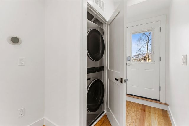 9 Harriet Ave 1, Belmont, MA 02478