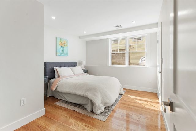 9 Harriet Ave 1, Belmont, MA 02478