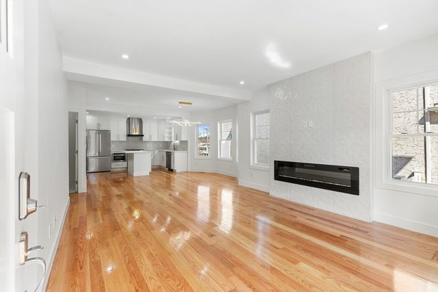 9 Harriet Ave 1, Belmont, MA 02478