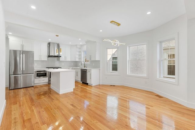 9 Harriet Ave 1, Belmont, MA 02478