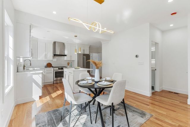 9 Harriet Ave 1, Belmont, MA 02478