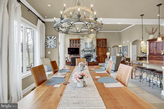 970 APP RD, Selinsgrove, PA 17870