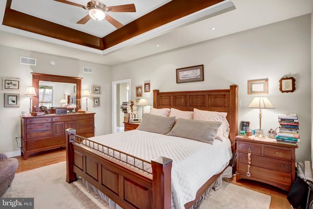 970 APP RD, Selinsgrove, PA 17870