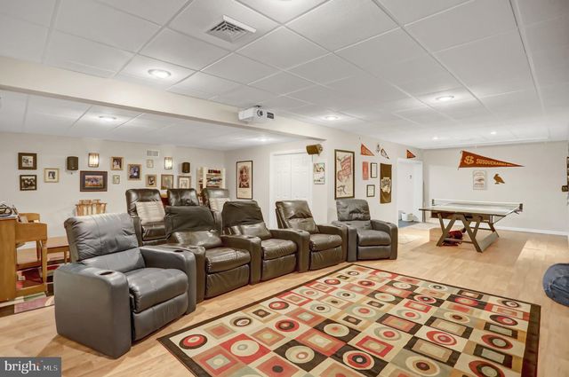 970 APP RD, Selinsgrove, PA 17870