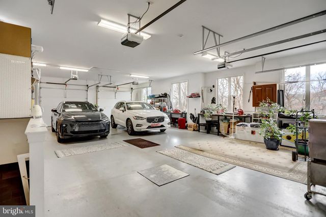 970 APP RD, Selinsgrove, PA 17870