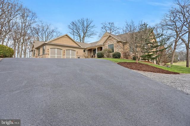 970 APP RD, Selinsgrove, PA 17870