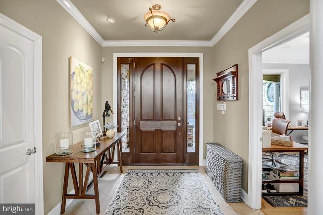 970 APP RD, Selinsgrove, PA 17870