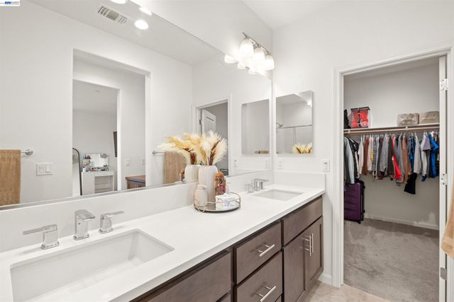 17575 Altair Way, Lathrop, CA 95330