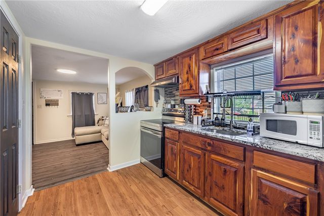 716 Brown Street, Brenham, TX 77833