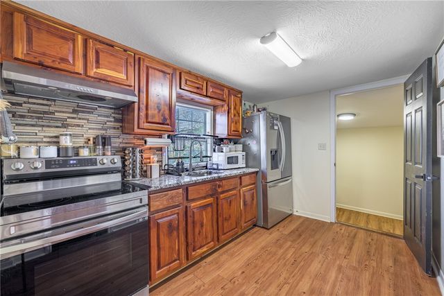 716 Brown Street, Brenham, TX 77833