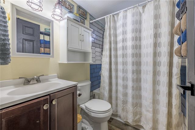 716 Brown Street, Brenham, TX 77833