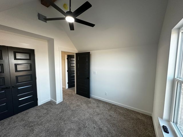 1053 Bluff Creek Drive, Strawn, TX 76475