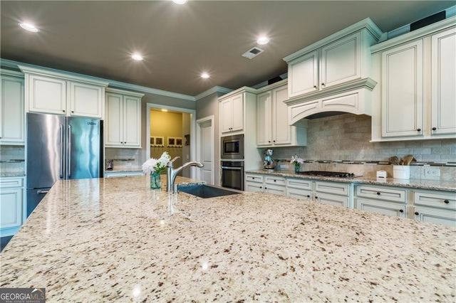 4719 Moon Hollow Court, Buford, GA 30519