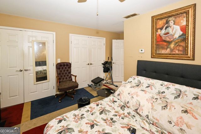 7135 Williamsburg Drive, Riverdale, GA 30274