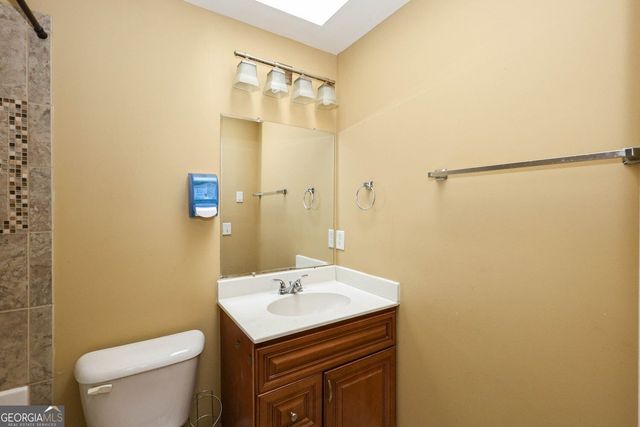 7135 Williamsburg Drive, Riverdale, GA 30274
