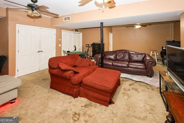 7135 Williamsburg Drive, Riverdale, GA 30274