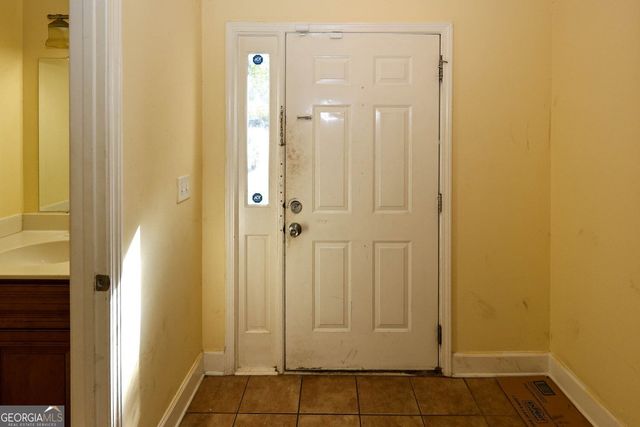 7135 Williamsburg Drive, Riverdale, GA 30274