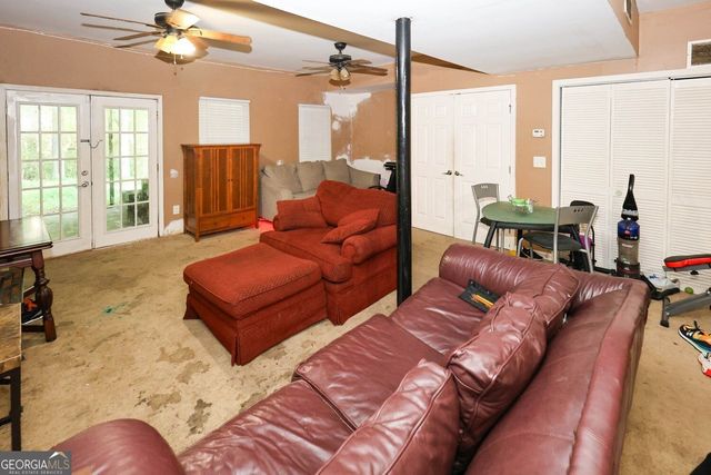 7135 Williamsburg Drive, Riverdale, GA 30274