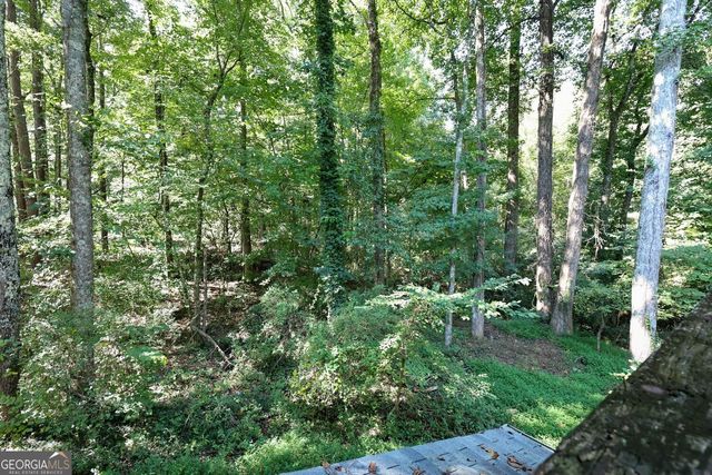 7135 Williamsburg Drive, Riverdale, GA 30274