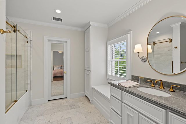 3444 Meadow Lake Lane, Houston, TX 77027