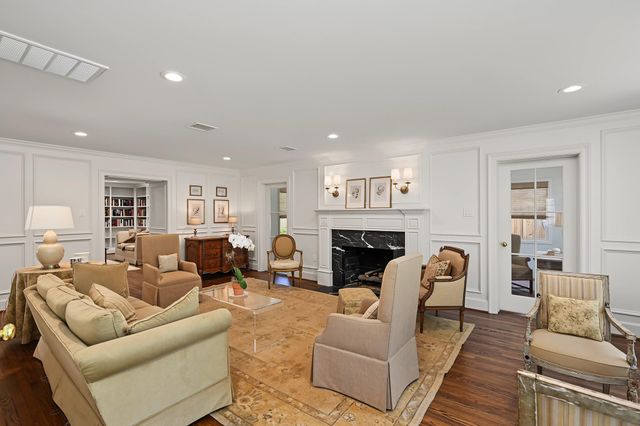 3444 Meadow Lake Lane, Houston, TX 77027