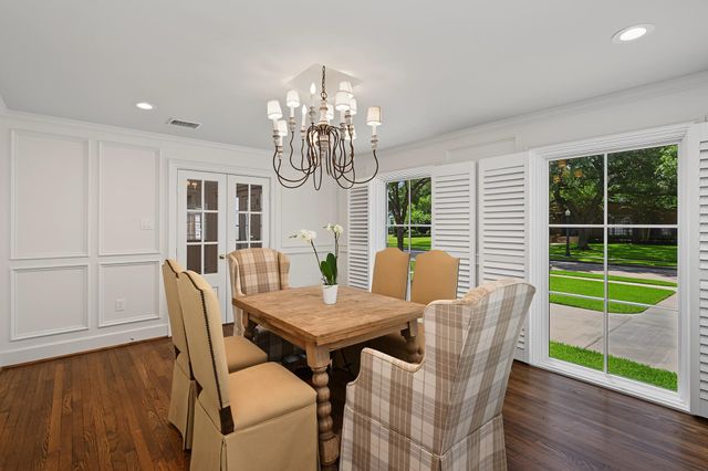 3444 Meadow Lake Lane, Houston, TX 77027