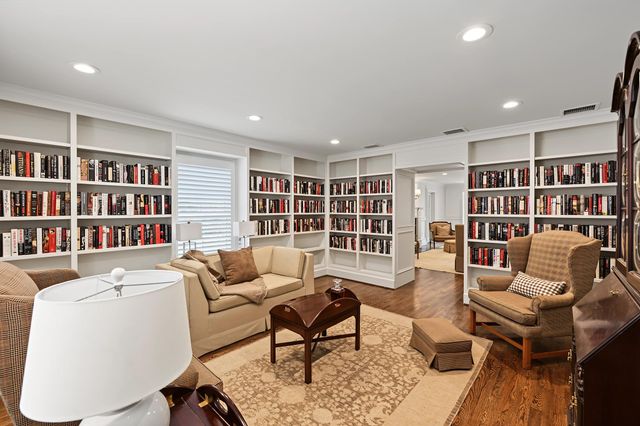 3444 Meadow Lake Lane, Houston, TX 77027