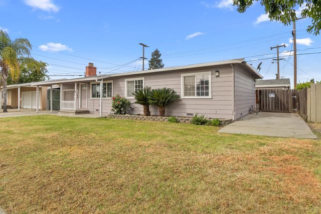 1805 Aloha Way, Modesto, CA 95350