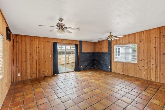 1805 Aloha Way, Modesto, CA 95350