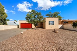 932 Manzano Street NE, Albuquerque, NM 87110