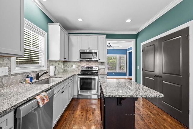 23 Hillside Circle, Greenville, SC 29607